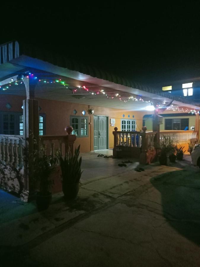 Homestay Damai Sri Kota Kepala Batas  Exterior photo
